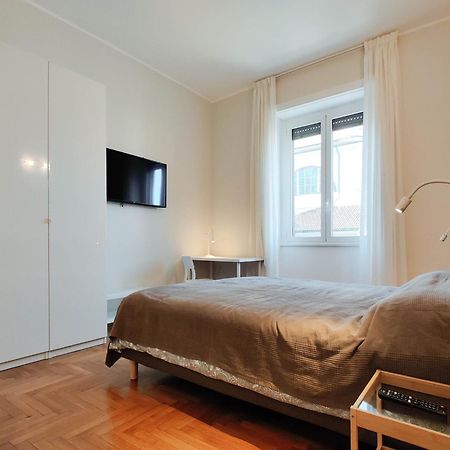 Downtown Apartments Merlo Мілан Екстер'єр фото