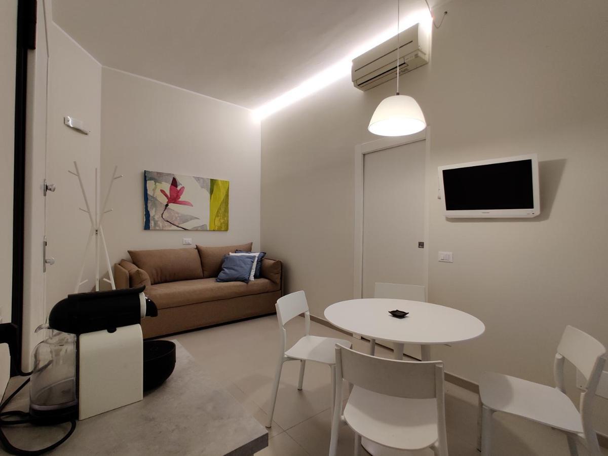 Downtown Apartments Merlo Мілан Екстер'єр фото