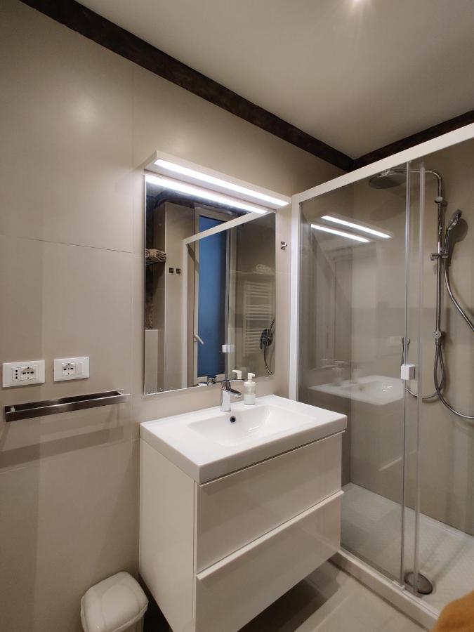 Downtown Apartments Merlo Мілан Екстер'єр фото