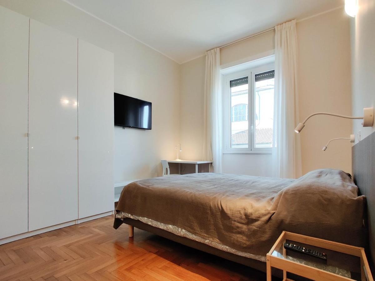 Downtown Apartments Merlo Мілан Екстер'єр фото